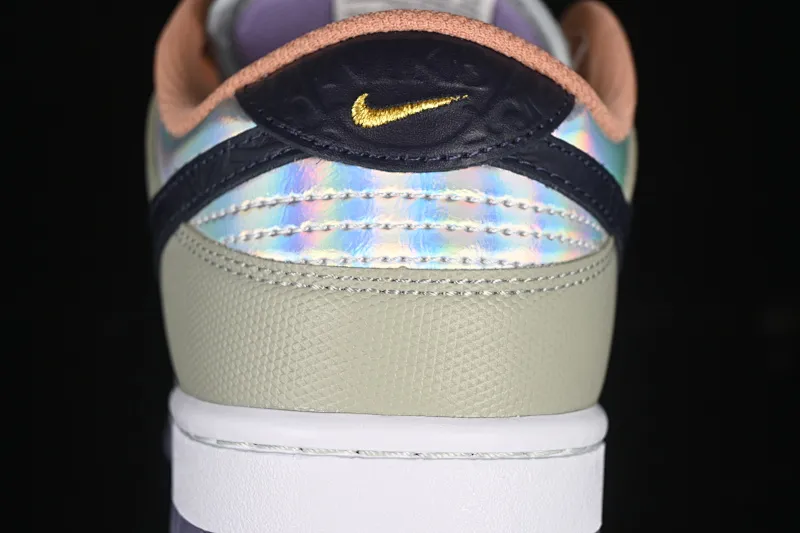 All categories Nk SB Dunk Series Nk SB Dunk Low low-top sneakers Nike Dunk Low "Floral Swoosh" floral theme low-top casual sneakers HV5750-133